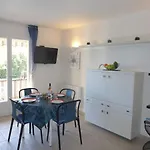 Lägenhet La Nuit De Mai-5 By Interhome Saint Aygulf
